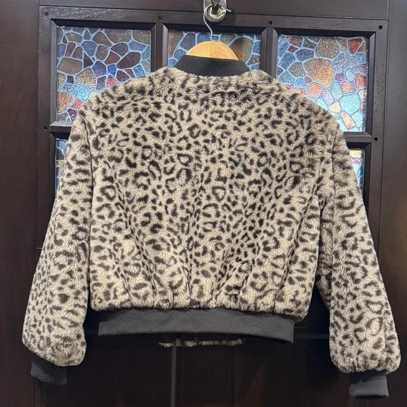 Zara Kids Leopard Print Faux Fur Puffer Jacket - size 9-10 - like new - Picture 6 of 7